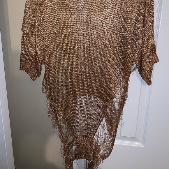 Mesh Gold Top - Picture 2 of 2